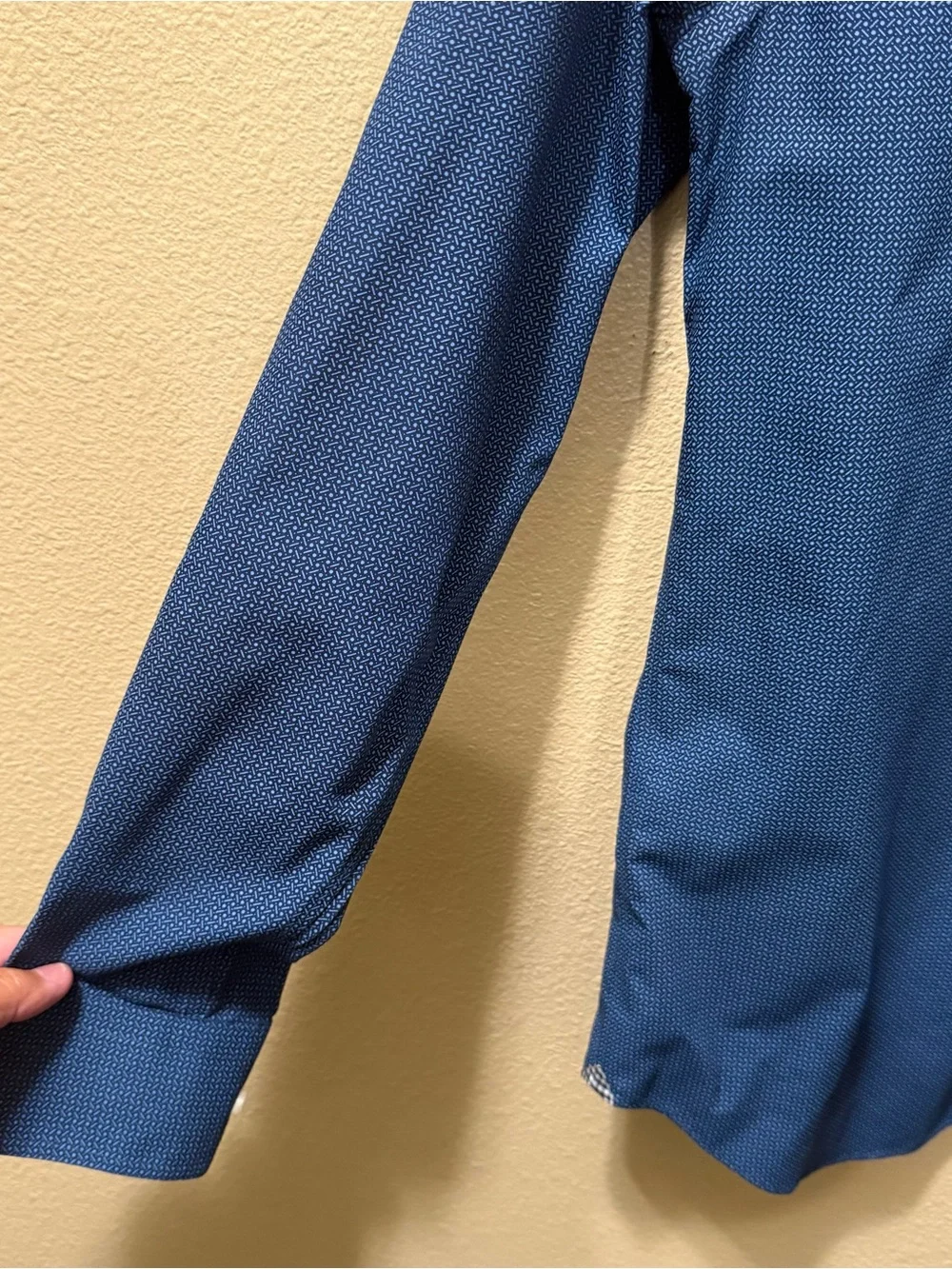 Men’s Small Banana Republic Blue Non-Iron Camden Fit Long Sleeve Button Up Shirt